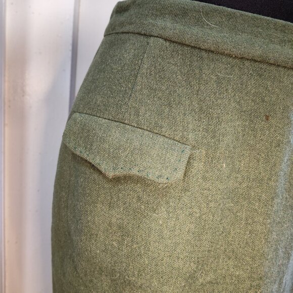 Vintage green wool pencil skirt with single pocket - Picture 6 of 9